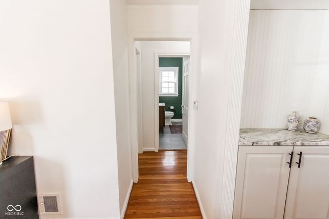 2428 McLeay Drive, Indianapolis, IN 46220