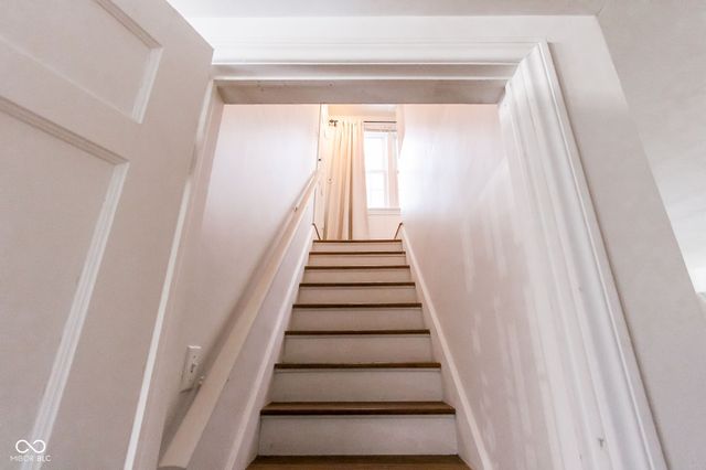 2428 McLeay Drive, Indianapolis, IN 46220