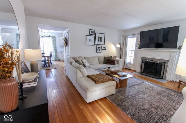 2428 McLeay Drive, Indianapolis, IN 46220