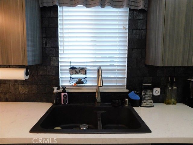 7717 CHURCH Avenue 214, Highland, CA 92346