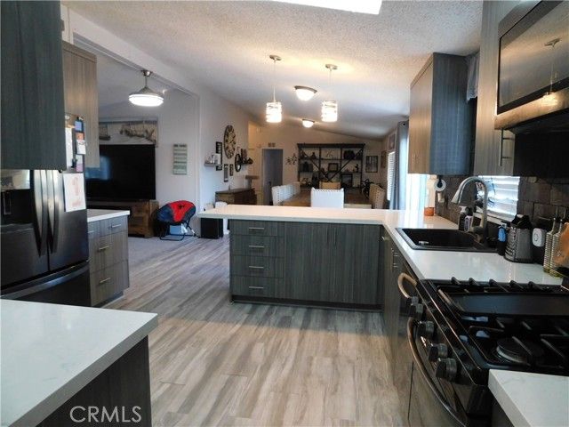 7717 CHURCH Avenue 214, Highland, CA 92346