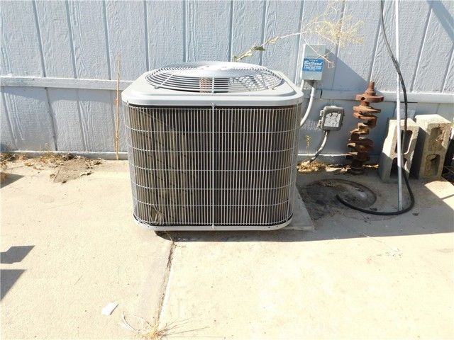 7717 CHURCH Avenue 214, Highland, CA 92346