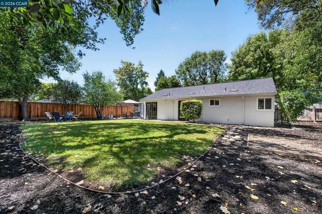 1725 Shirley Dr, Pleasant Hill, CA 94523