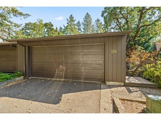 124 BRAE BURN Dr, Eugene, OR 97405