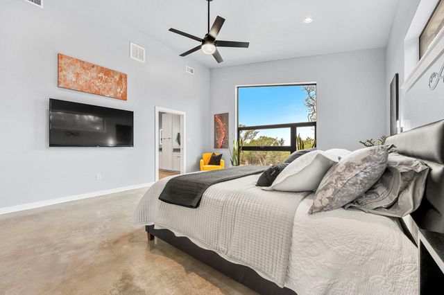 319 Impala LN, Lampasas, TX 76550