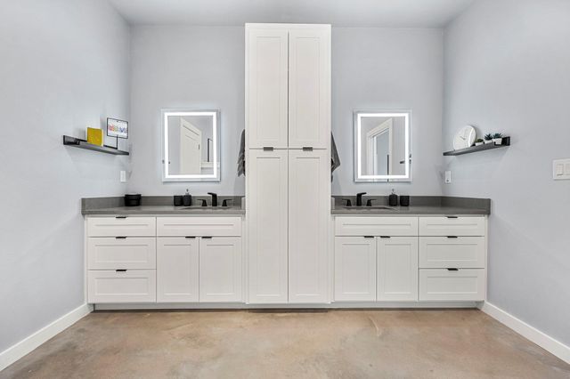 319 Impala LN, Lampasas, TX 76550