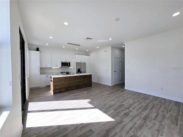 7519 GESUALDO COURT, Tampa, FL 33614