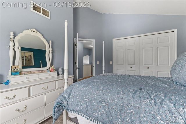 3082 Talon Circle, Orion Charter Township, MI 48360