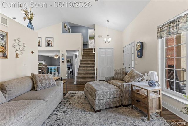 3082 Talon Circle, Orion Charter Township, MI 48360