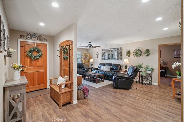 5319 Desert View, Wrightwood, CA 92397