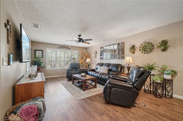 5319 Desert View, Wrightwood, CA 92397