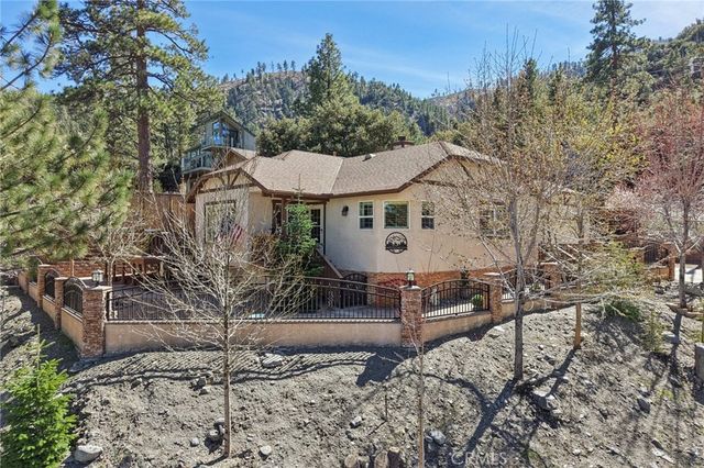 5319 Desert View, Wrightwood, CA 92397