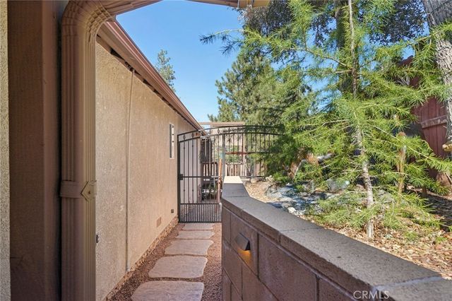 5319 Desert View, Wrightwood, CA 92397