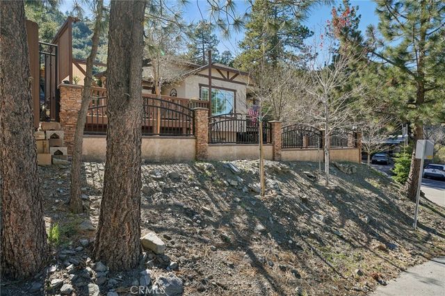 5319 Desert View, Wrightwood, CA 92397