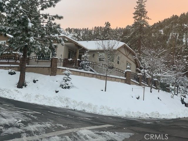 5319 Desert View, Wrightwood, CA 92397