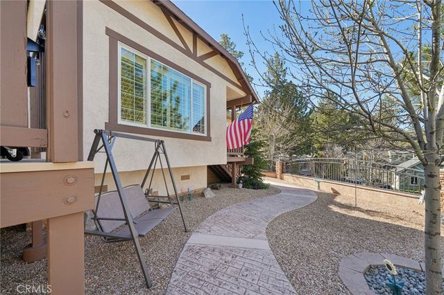 5319 Desert View, Wrightwood, CA 92397