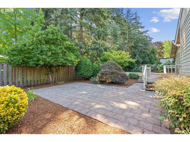 11080 Sw 83RD Ave, Portland, OR 97223