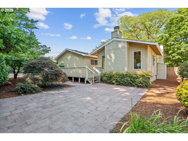 11080 Sw 83RD Ave, Portland, OR 97223