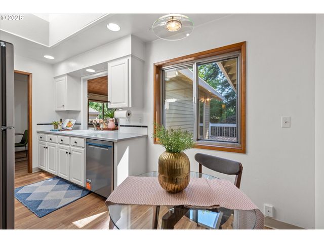 11080 Sw 83RD Ave, Portland, OR 97223