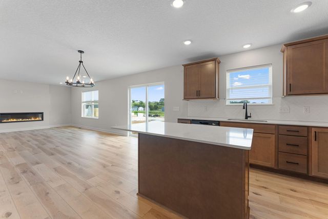 1141 Annagaire Curve, Rosemount, MN 55068