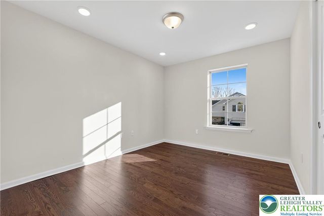 2850 Jefferson Street, Bethlehem Twp, PA 18020