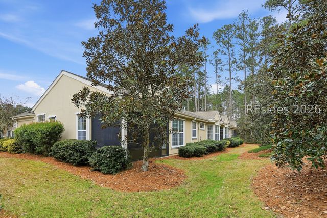 24 Falcon Ct, Bluffton, SC 29909