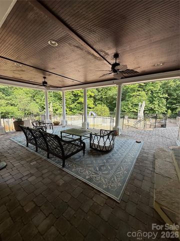 450 Greywalls Lane, Iron Station, NC 28080
