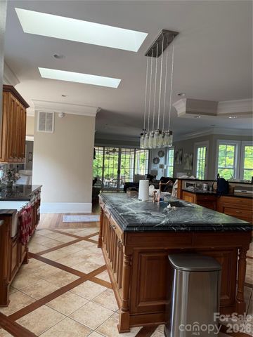450 Greywalls Lane, Iron Station, NC 28080