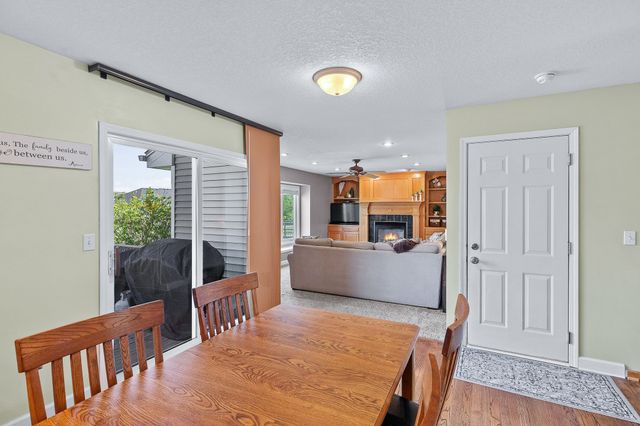 1629 Ashwood Drive, Altoona, IA 50009
