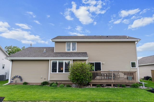 1629 Ashwood Drive, Altoona, IA 50009