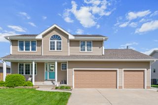 1629 Ashwood Drive, Altoona, IA 50009