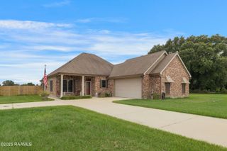 321 Rue De La Vache Road, Scott, LA 70583