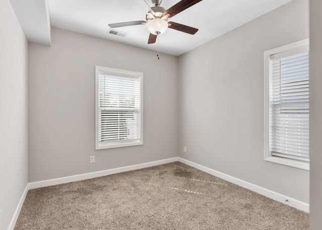 7483 Highway 70 S Apt 304, Nashville, TN 37221