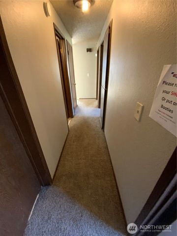 1619 E Fairbanks Street, Tacoma, WA 98404