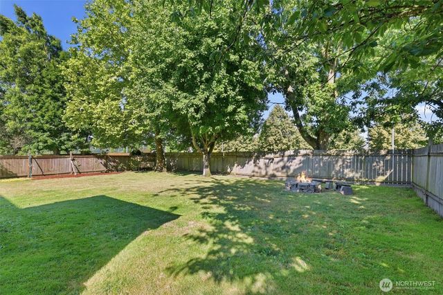 15374 Heintz Avenue SE, Monroe, WA 98272
