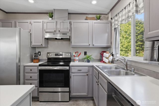 15374 Heintz Avenue SE, Monroe, WA 98272