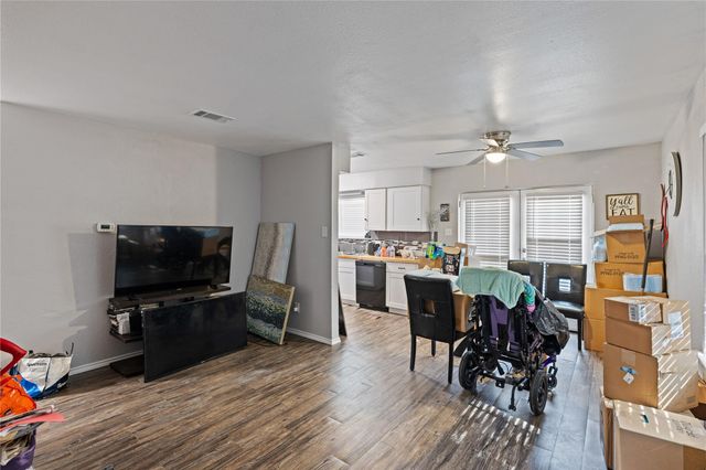 107 Ray Street, Arlington, TX 76010