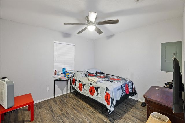 107 Ray Street, Arlington, TX 76010