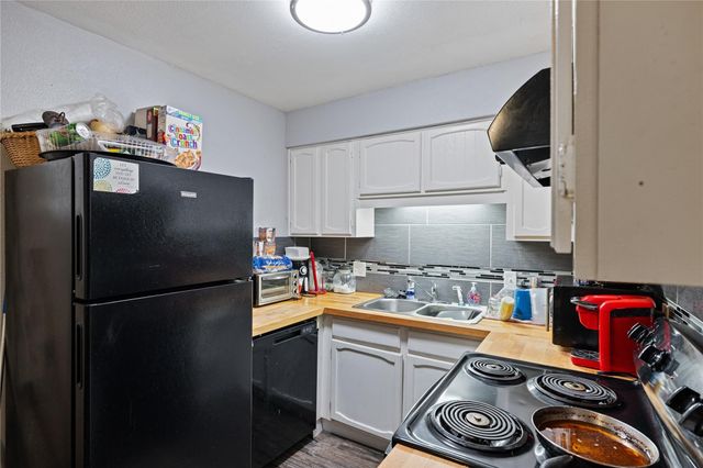 107 Ray Street, Arlington, TX 76010