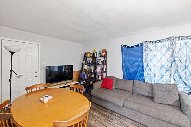 107 Ray Street, Arlington, TX 76010