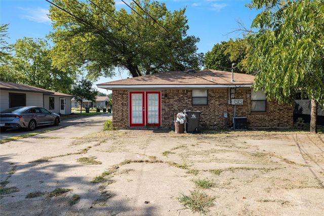 107 Ray Street, Arlington, TX 76010