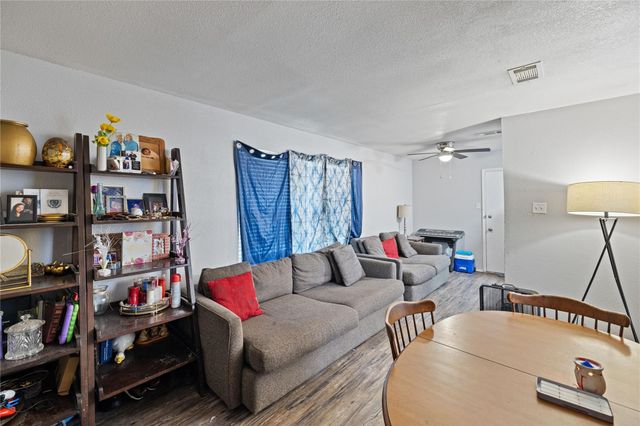 107 Ray Street, Arlington, TX 76010
