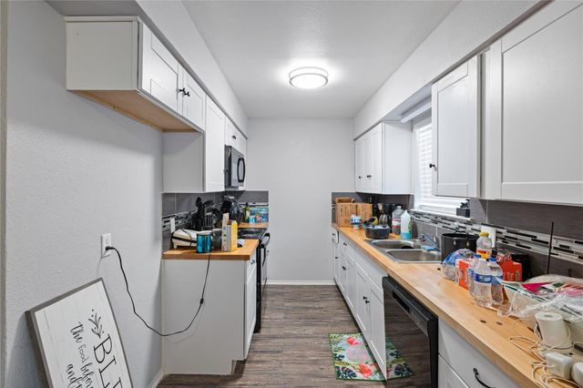 107 Ray Street, Arlington, TX 76010