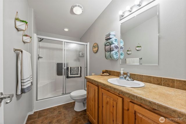 23310 62nd Avenue E, Graham, WA 98338