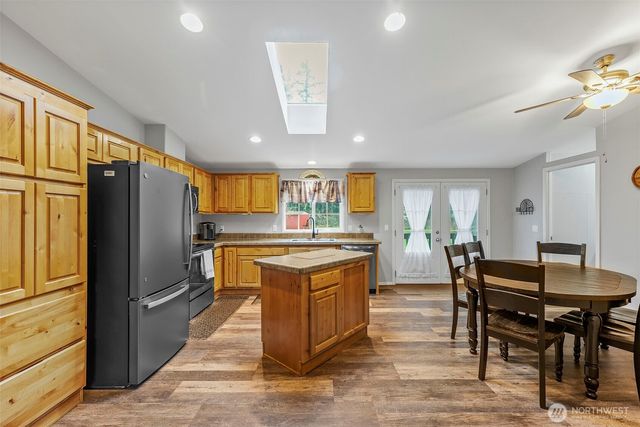 23310 62nd Avenue E, Graham, WA 98338