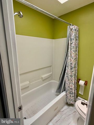 807 STOLL ST, Baltimore, MD 21225