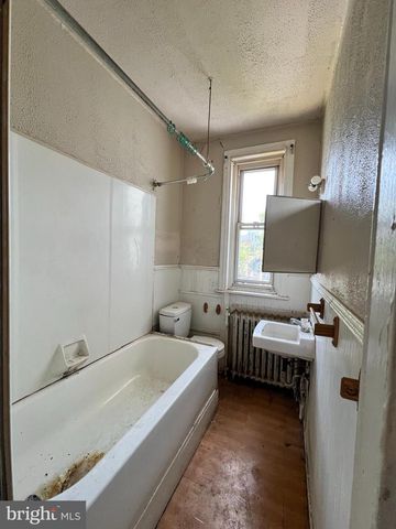 5905 HAVERFORD AVE, Philadelphia, PA 19151