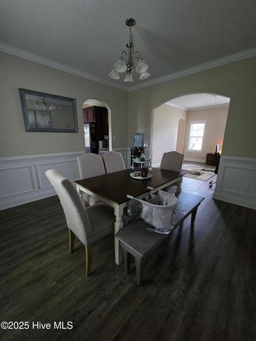 206 Messenger Court, Jacksonville, NC 28546