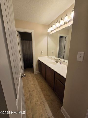 206 Messenger Court, Jacksonville, NC 28546