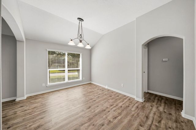 12222 Hawthorne Drive, Montgomery, TX 77356